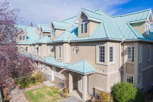 101 2 St SW in Calgary, AB - Building Photo