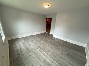 59 Cross St in Southbridge, MA - Building Photo - Building Photo