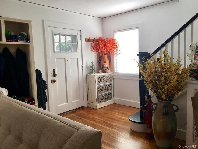 86 Brown Rd in Scarsdale, NY - Building Photo - Building Photo