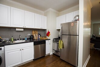 2127 N Fremont St, Unit J03P in Chicago, IL - Foto de edificio - Building Photo