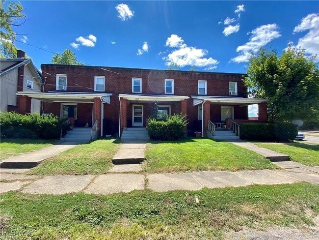 property at 101 E Boston Ave