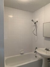 15 Sidney St in Houston, TX - Building Photo - Building Photo