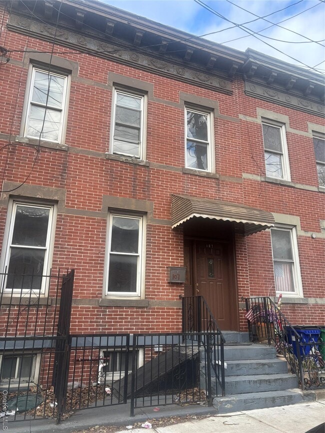 107 Beadel St in Brooklyn, NY - Building Photo - Building Photo
