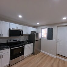 4646 York Rd in Baltimore, MD - Foto de edificio - Building Photo