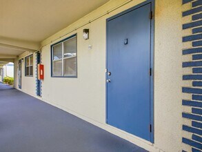 202 Brittany F in Delray Beach, FL - Building Photo - Building Photo