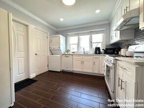 19 Larose Pl in Boston, MA - Building Photo - Building Photo