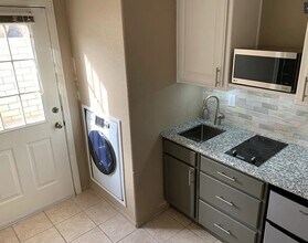 13960 Driftwood Dr in Victorville, CA - Building Photo - Building Photo