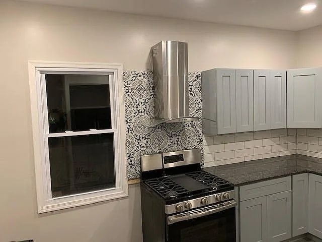 35-37-37 Irving Ave, Unit 35-37 in Newark, NJ - Foto de edificio - Building Photo