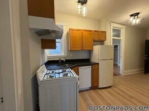 38 Hemenway St, Unit 39 in Boston, MA - Building Photo - Building Photo