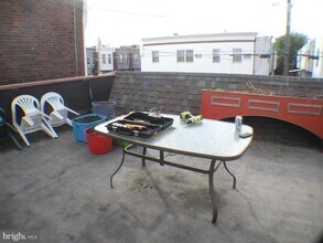 1946 McKean St-Unit -UPPER UNIT in Philadelphia, PA - Building Photo - Building Photo