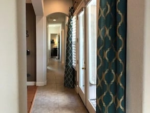 1098 Columbus Way in Lemoore, CA - Foto de edificio - Building Photo