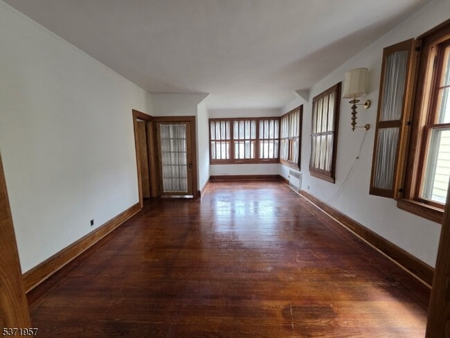 825 Pennington St in Elizabeth, NJ - Building Photo - Building Photo