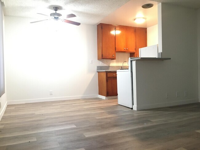 3966 Inglewood Blvd-Unit -1 in Los Angeles, CA - Foto de edificio - Building Photo