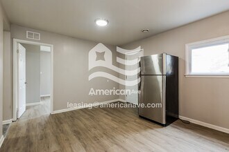 1695 Moorhouse St in Ferndale, MI - Building Photo - Building Photo