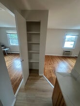 997 Broadway in Raynham, MA - Building Photo - Building Photo