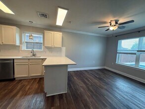 107 Highland Ave in Belle Chasse, LA - Building Photo - Building Photo