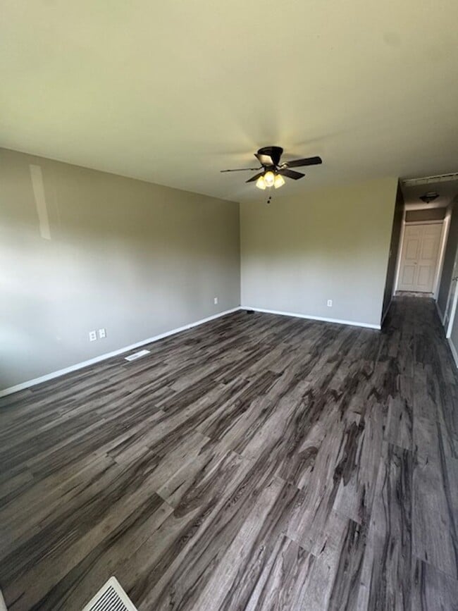 328 W Hollis Ln in Fort Wayne, IN - Building Photo - Building Photo