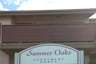 Summer Oaks in Van Nuys, CA - Building Photo - Building Photo