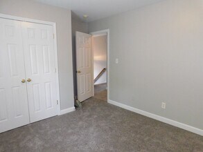 7916 Pebbleridge Dr in Charlotte, NC - Building Photo - Building Photo