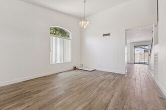 106 W Holstein Trail in San Tan Valley, AZ - Building Photo - Building Photo