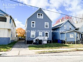 2092 W 105th St in Cleveland, OH - Building Photo