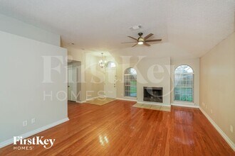 2608 Park Valley Dr in Mesquite, TX - Building Photo - Building Photo