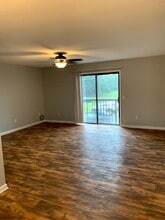 1600 Rucker Blvd in Enterprise, AL - Foto de edificio - Building Photo