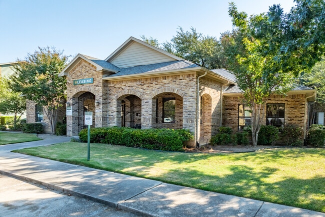 Pepperwood in Garland, TX - Building Photo - Building Photo