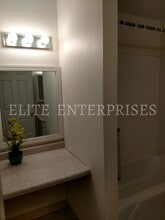 3709 N Donna Ln, Unit 3709 in Peoria, IL - Foto de edificio - Building Photo