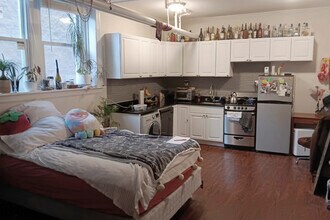 2127 N Dayton St in Chicago, IL - Foto de edificio - Building Photo