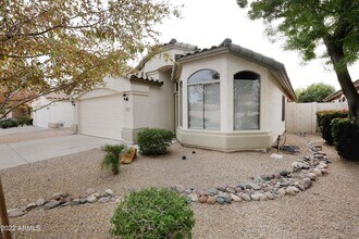 11217 W Edgemont Ave in Avondale, AZ - Building Photo - Building Photo