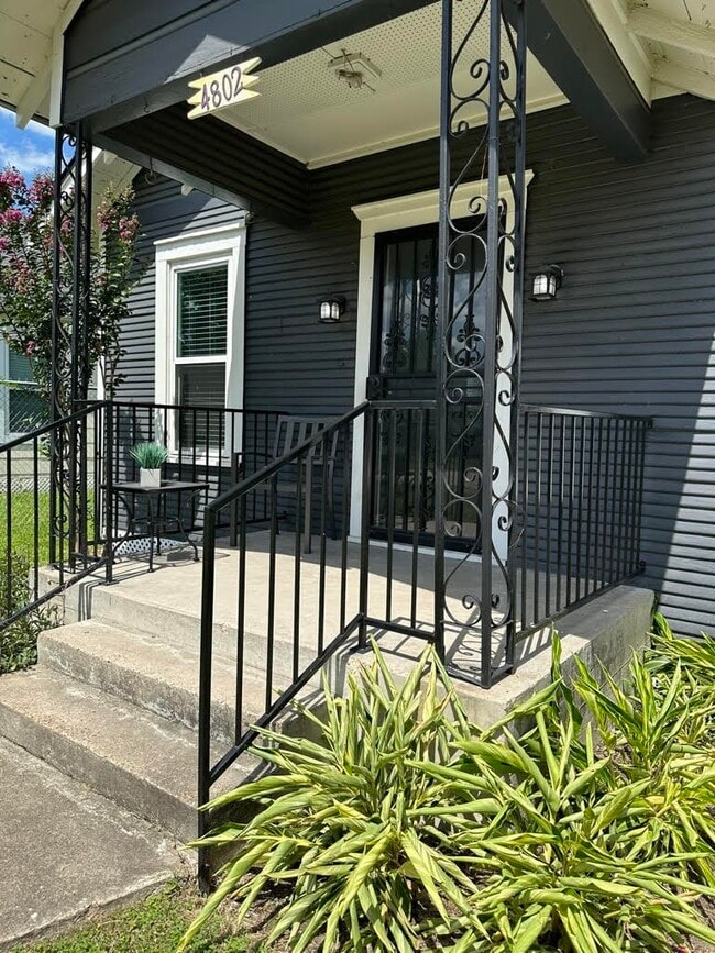 property at 4802 Siegel St