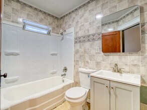 10112 Columbia Ave in Cleveland, OH - Building Photo - Building Photo