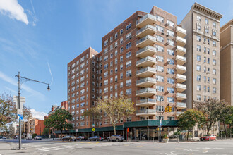 34 Plaza St East in Brooklyn, NY - Building Photo - Building Photo