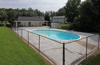 Springmont Gardens Apartments in Charlotte, NC - Building Photo - Other