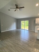 833 Chantilly St E in Lehigh Acres, FL - Building Photo - Building Photo