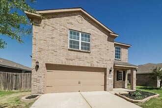 8916 Highland Orchard Dr in Fort Worth, TX - Building Photo - Building Photo