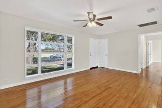 4634 Weir Dr in Corpus Christi, TX - Building Photo - Building Photo