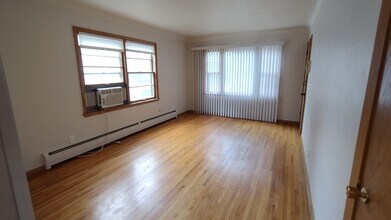 1644 7th St E in St. Paul, MN - Building Photo - Building Photo