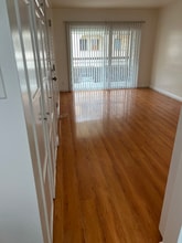 214 W Maple St in Glendale, CA - Building Photo - Building Photo