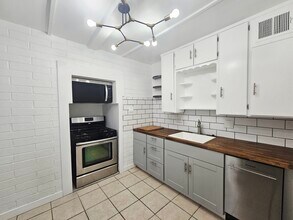 1731 E Moreland St in Phoenix, AZ - Foto de edificio - Building Photo