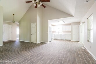 739 Helmwood Cir in Mount Washington, KY - Building Photo - Building Photo