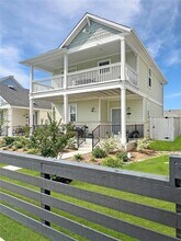169 Harvest Rdg Blvd in Elgin, TX - Building Photo - Building Photo