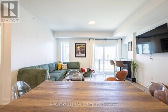 19 West St in Kawartha Lakes, ON - Building Photo - Building Photo