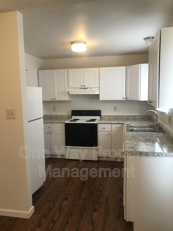 property at 1417 W Allison Rd