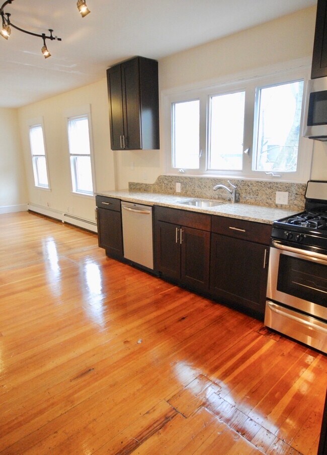 property at 15 Taylor St