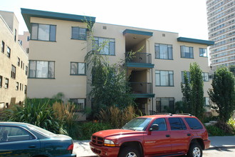 68 Vernon Street Apartments in Oakland, CA - Building Photo - Building Photo