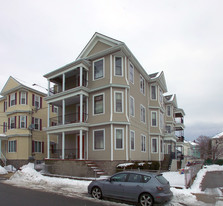 128-132 18th St Apartments