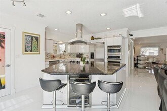 911 NW 7th St in Dania Beach, FL - Building Photo - Building Photo