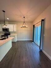 6585 Beverly Hills Cir in Wasilla, AK - Building Photo - Building Photo